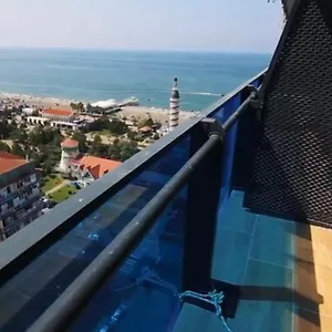 Hotel Orbi Sea View מלון דירות